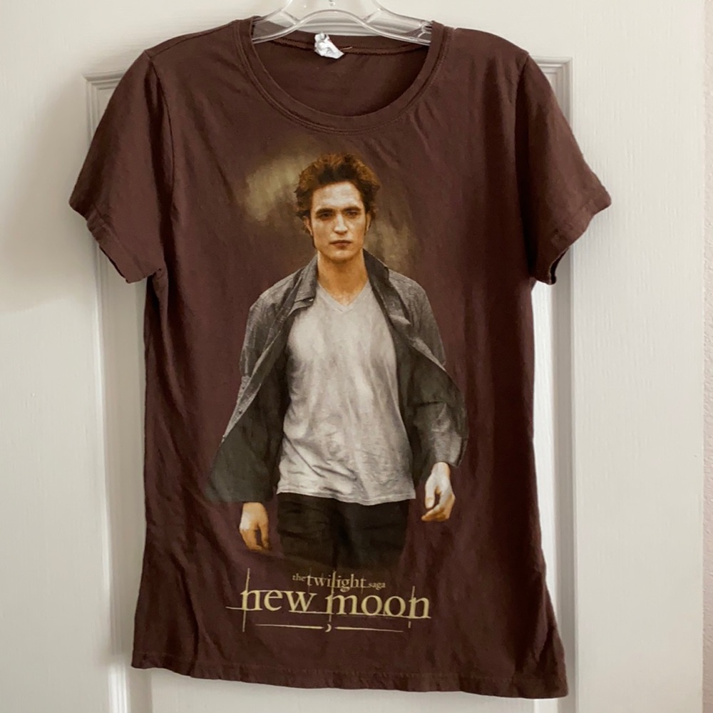 Hot Topic Twilight women’s fitted shirt. Size XL